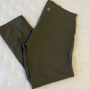 Lululemon Wunder Under Cropped